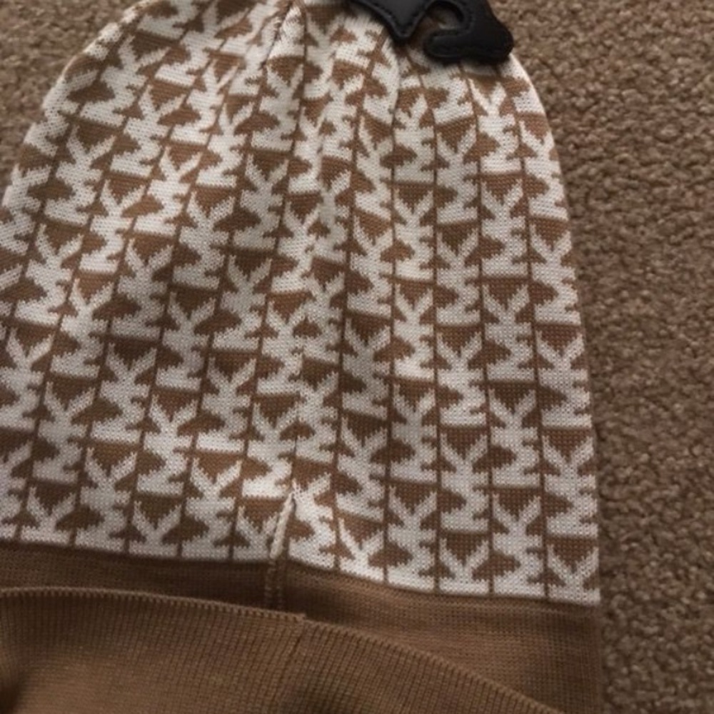 Michael kors hat